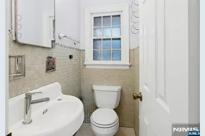 1325 Pennington Road, Teaneck Township, NJ 07666 - Photo 20