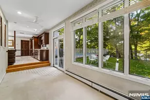 28 Parker Pl, Upper Saddle River, NJ 07458 - Photo 14