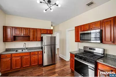 731 18th Avenue, Irvington, NJ 07111 - Photo 4