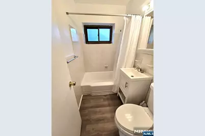 401 Park Place 1F #1F, Fort Lee, NJ 07024 - Photo 6