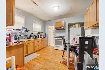 199 Weequahic Avenue, Newark, NJ 07112 - Photo 6