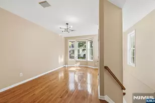 448 Hartford Dr 4049, Nutley, NJ 07110 - Photo 4