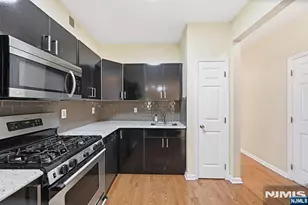 448 Hartford Dr 4049, Nutley, NJ 07110 - Photo 12