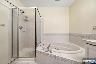 448 Hartford Drive 4049 #4049, Nutley, NJ 07110 - Photo 38