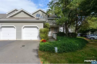 26 Meadow Pond Road, Hamburg, NJ 07419 - Photo 1