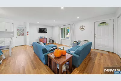 80 Merritt Avenue, Cresskill, NJ 07626 - Photo 2