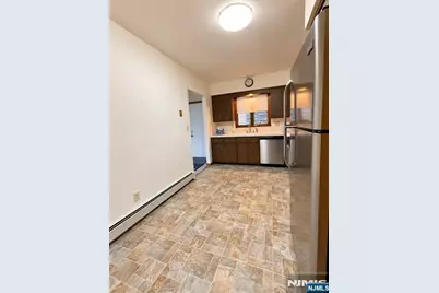 427 Steinway Road 1 #1, Saddle Brook Township, NJ 07663 - Photo 6