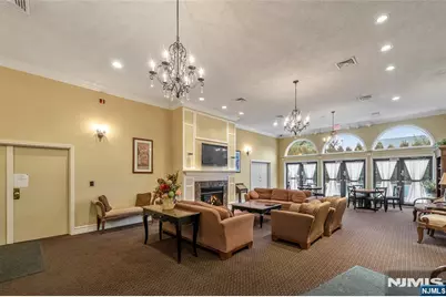 8202 Brittany Drive, Wayne, NJ 07470 - Photo 20