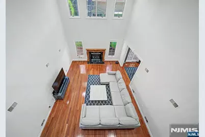 217 Lyncrest Road, Englewood Cliffs, NJ 07632 - Photo 28