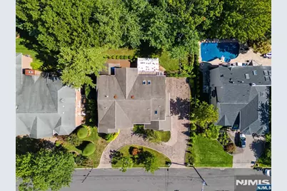 217 Lyncrest Road, Englewood Cliffs, NJ 07632 - Photo 50