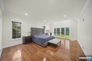 217 Lyncrest Rd, Englewood Cliffs, NJ 07632 - Photo 18
