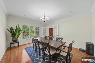 217 Lyncrest Rd, Englewood Cliffs, NJ 07632 - Photo 8