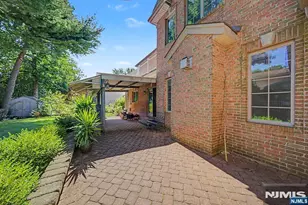 217 Lyncrest Rd, Englewood Cliffs, NJ 07632 - Photo 46