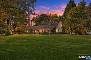 389 W Shore Dr, Wyckoff Township, NJ 07481 - Photo 1
