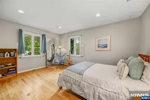389 W Shore Dr, Wyckoff Township, NJ 07481 - Photo 24