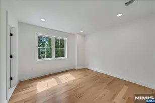 784 Austin Ave, Oradell, NJ 07649 - Photo 36