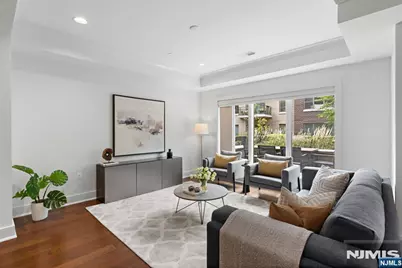 150 Henley Place 213 #213, Weehawken, NJ 07086 - Photo 10