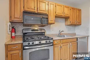 16 Knox Terrace 2D, Wayne, NJ 07470 - Photo 6