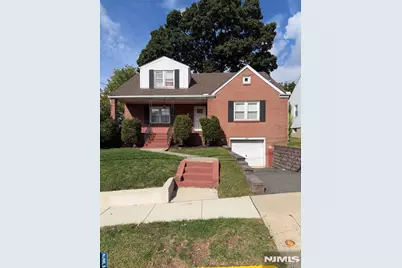 424-426 Greylock Parkway, Belleville, NJ 07109 - Photo 2