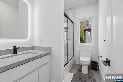 10B Hooks Lane, Edgewater, NJ 07020 - Photo 32