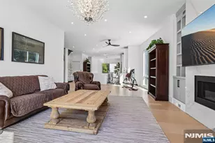 10B Hooks Ln, Edgewater, NJ 07020 - Photo 20