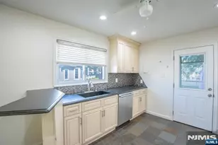 11 Jackson Pl, Moonachie, NJ 07074 - Photo 8