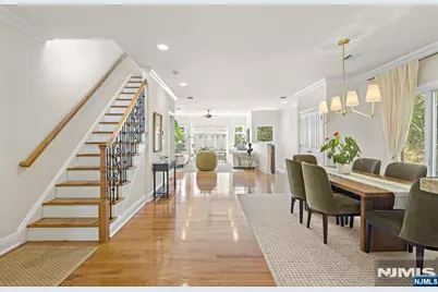31 Leary Lane A #A, Edgewater, NJ 07020 - Photo 6