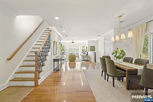 31 Leary Ln A, Edgewater, NJ 07020 - Photo 6
