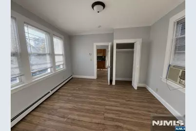 239 Stuyvesant 1 #1, Lyndhurst Township, NJ 07071 - Photo 6