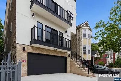 369 6th Avenue, Newark, NJ 07107 - Photo 2
