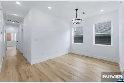 369 6th Avenue, Newark, NJ 07107 - Photo 24