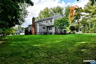 3 Canterbury Ct, Upper Saddle River, NJ 07458 - Photo 32