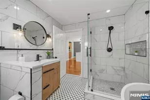 102 Sherwood Ave, Mahwah, NJ 07430 - Photo 24