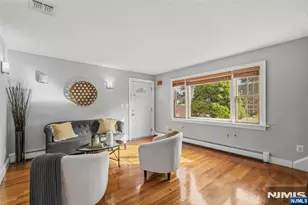 102 Sherwood Ave, Mahwah, NJ 07430 - Photo 8
