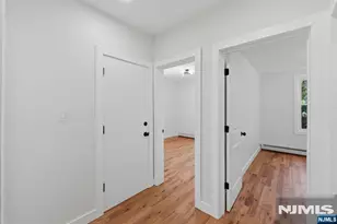 203-205 Hansbury, Newark, NJ 07112 - Photo 22
