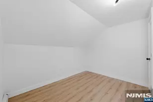 203-205 Hansbury, Newark, NJ 07112 - Photo 42