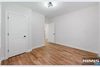 203-205 Hansbury, Newark, NJ 07112 - Photo 14