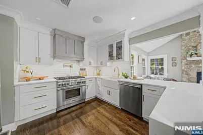 62 Andrew Avenue, Oakland, NJ 07436 - Photo 8