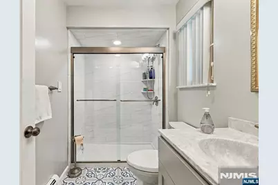 164 Diamond Bridge Avenue 9 #9, Hawthorne, NJ 07506 - Photo 20