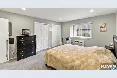 164 Diamond Bridge Avenue 9 #9, Hawthorne, NJ 07506 - Photo 16