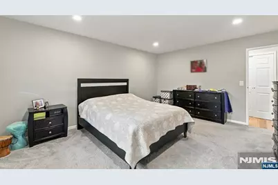 164 Diamond Bridge Avenue 9 #9, Hawthorne, NJ 07506 - Photo 14