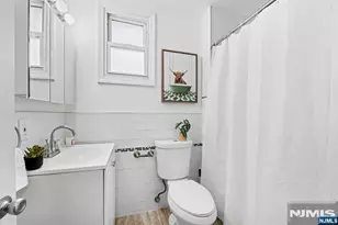 354 Paterson Plank Rd, Jersey City, NJ 07307 - Photo 8