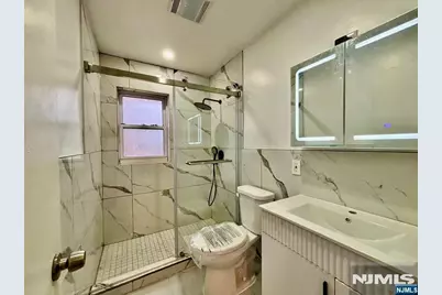 62 Howland Avenue, Teaneck Township, NJ 07666 - Photo 16