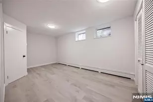 2410 3rd Street B, Fort Lee, NJ 07024 - Photo 18