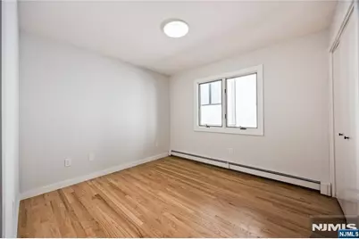 2410 3rd Street B #B, Fort Lee, NJ 07024 - Photo 12