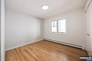 2410 3rd Street B, Fort Lee, NJ 07024 - Photo 12