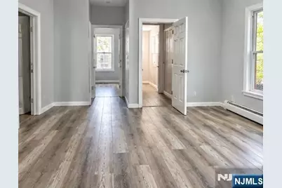 779 E 19th Street 1 #1, Paterson, NJ 07501 - Photo 4