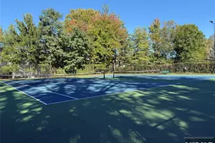 2 Sinclair Ct, Teaneck Township, NJ 07666 - Photo 40