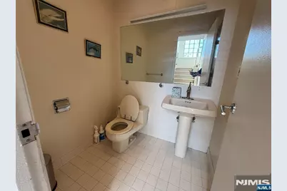 2 Sinclair Court, Teaneck Township, NJ 07666 - Photo 38