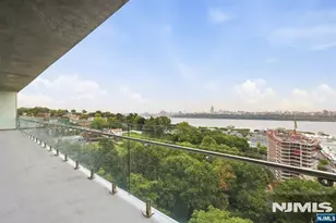 320 Adolphus Ave 519, Cliffside Park, NJ 07010 - Photo 2